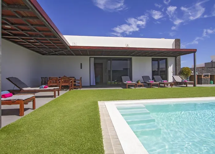 Luxury Mojones Short Walk To Old Town Private Heated Pool * Tías